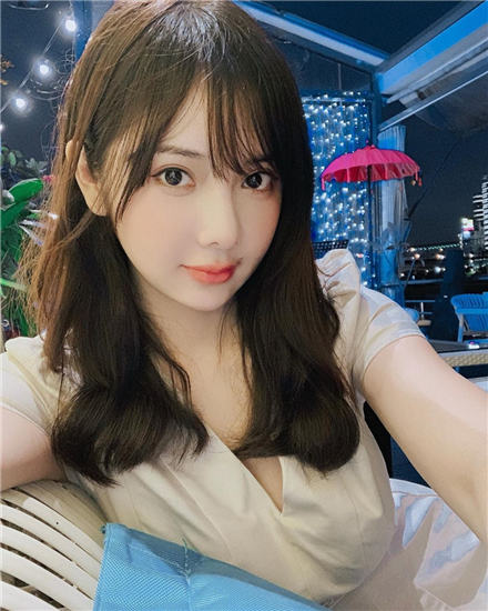 蕾丝草莓榴莲向日葵秋葵污版